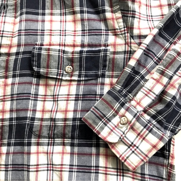 Classic Flannel Button Down Shirt by GANTELLA Women’s Medium - Picture 8 of 10